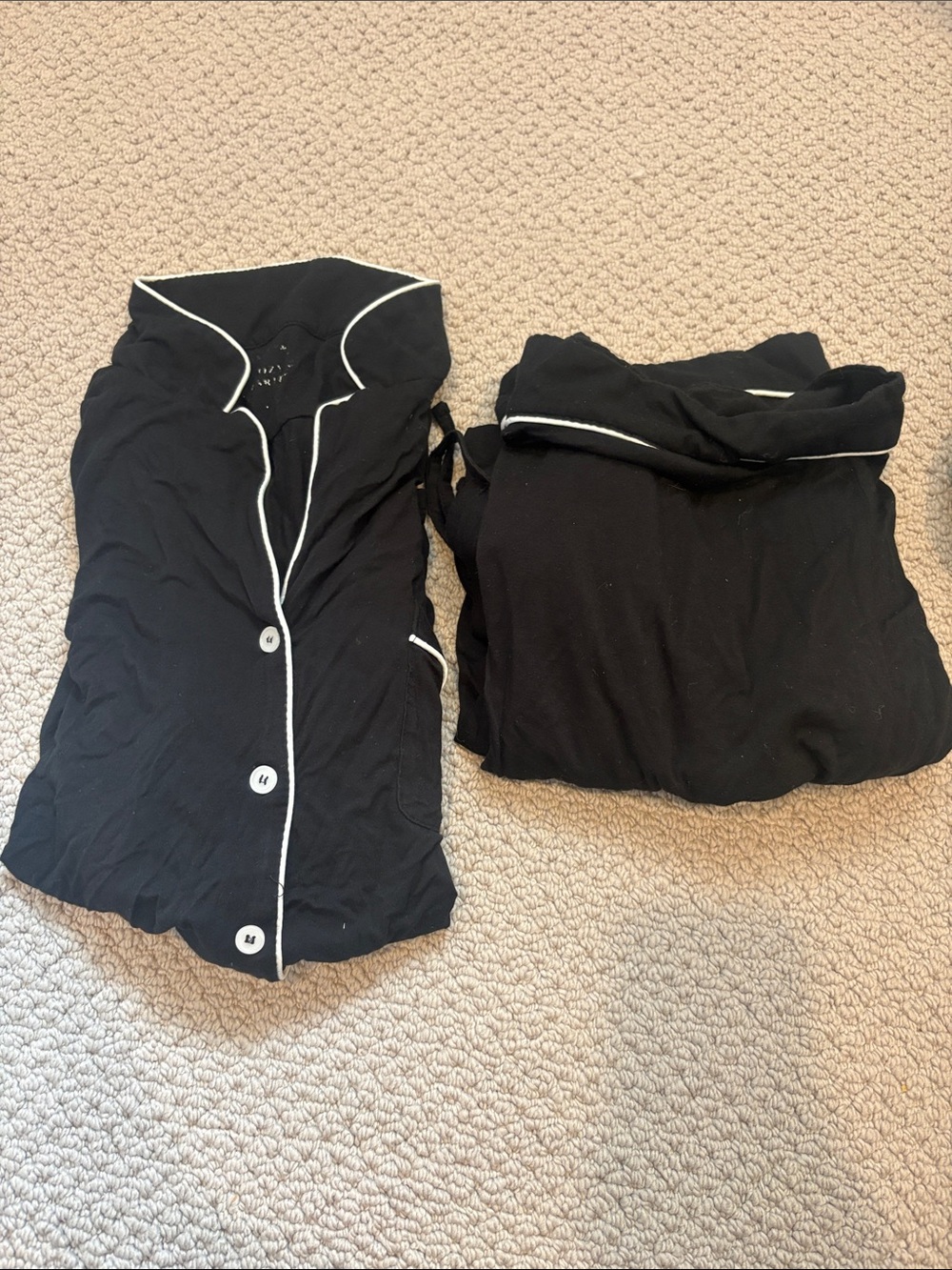 Cozy Earth Black Women's Pajama Set with White Piping